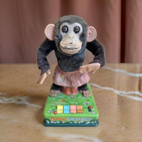 Vintage CK Japan Dancing Merry Adorable Female Jolly Chimp Monkey / Working! - Picture 1 of 8